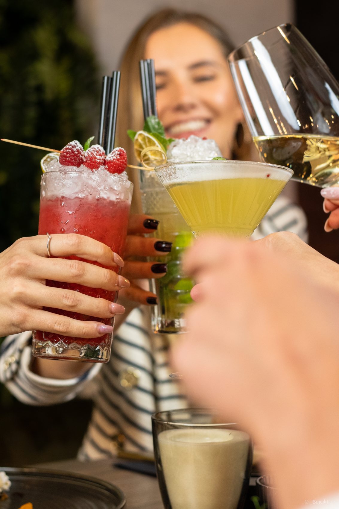 Goście na przyjęciu rodzinnym w restauracji Euforia w Myślenicach